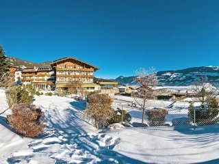 Gartenhotel CRYSTAL - Tyrolsko - Rakousko, Fügen - Lyžařské zájezdy