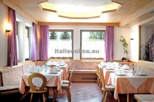 Hotel Corona SKI - Val di Fiemme - Itálie, Carano - Lyžařské zájezdy