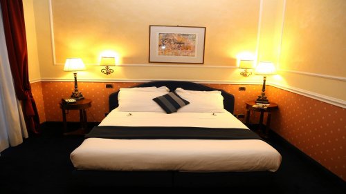 Hotel Antico Palazzo Rospogliosi - Řím - Itálie, Řím - Ubytování