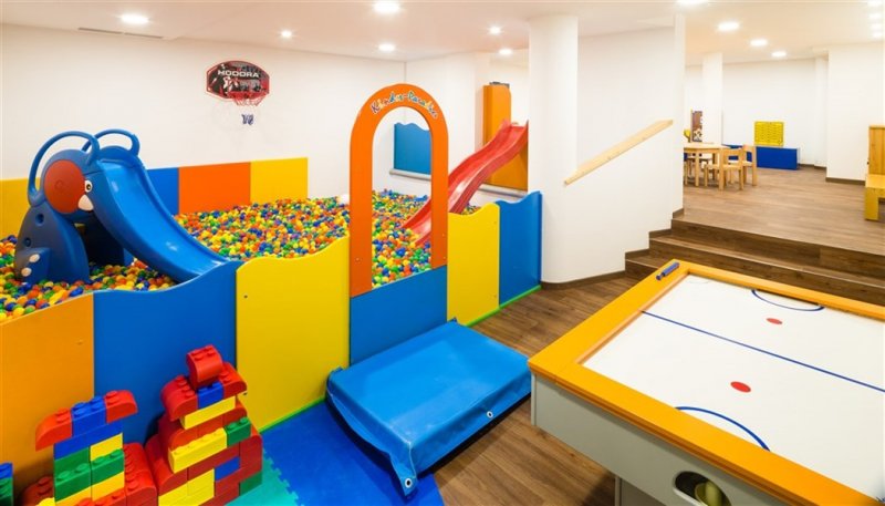 Hotel Almina Family & Spa - Jižní Tyrolsko - Itálie, Ridnaun - Lyžařské zájezdy