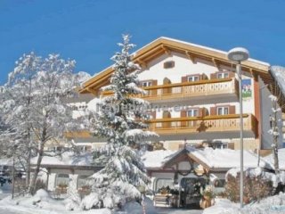 Hotel Cristallo SKI - Itálie, Sèn Jan di Fassa Vigo di Fassa - Lyžařské zájezdy