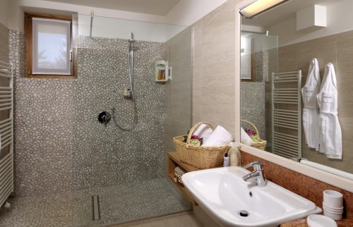 Hotel Tevini S - Commezzadura - Val di Sole - Itálie, Commezzadura - Ubytování