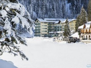 Grand Hotel Misurina SKI - Itálie, Auronzo di Cadore Misurina - Lyžařské zájezdy Grand Hotel Misurina SKI - Itálie, Auronzo di Cadore Misurina - Lyžařské zájezdy
