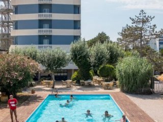 Grand Hotel Azzurra - Lido Adriano - Emilia Romagna - Itálie, Lido Adriano - Ubytování
