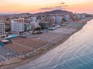 Hotel Nautilus Family - Pesaro - Marche - Itálie, Pesaro - Ubytování