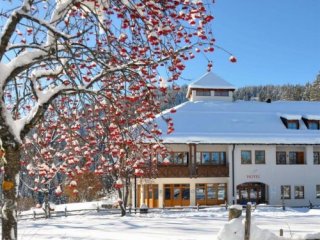 Hotel Corno Bianco - Itálie, Nova Ponente - Lyžařské zájezdy