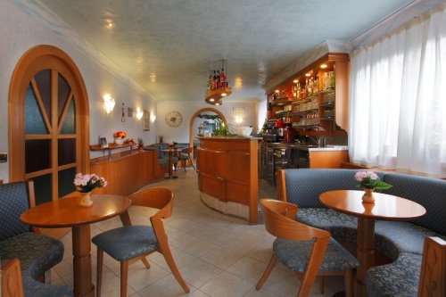 Hotel Villa Emma - Skirama Adamello Brenta - Itálie, Madonna di Campiglio - Marilleva/Folgarida - Lyžařské zájezdy