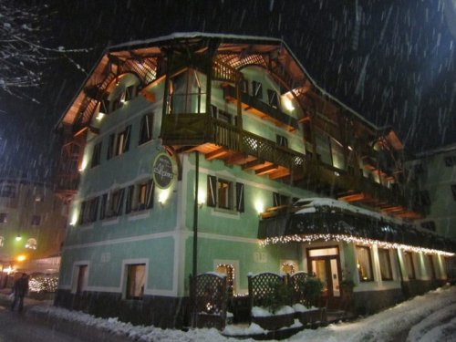 Hotel Alpina - Skirama Adamello Brenta - Itálie, Madonna di Campiglio - Marilleva/Folgarida - Lyžařské zájezdy