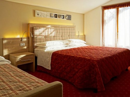 Hotel Alpina - Skirama Adamello Brenta - Itálie, Madonna di Campiglio - Marilleva/Folgarida - Lyžařské zájezdy