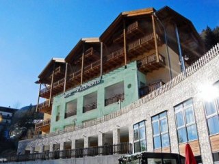 Stella Montis - Dolomity - Itálie, Val di Fassa - Lyžařské zájezdy Stella Montis - Dolomity - Itálie, Val di Fassa - Lyžařské zájezdy