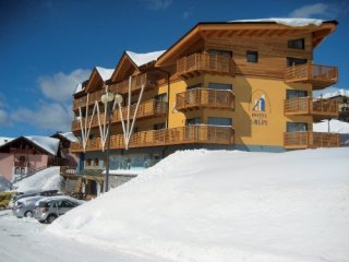 Hotel Delle Alpi - Skirama Dolomiti Adamello Brenta - Itálie, Tonale, Ponte di Legno - Lyžařské zájezdy Hotel Delle Alpi - Skirama Dolomiti Adamello Brenta - Itálie, Tonale, Ponte di Legno - Lyžařské zájezdy