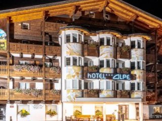 Hotel Alpe - Alba di Canazei - Val di Fassa/Trevalli - Itálie, Alba di Canazei - Ubytování Hotel Alpe - Alba di Canazei - Val di Fassa/Trevalli - Itálie, Alba di Canazei - Ubytování