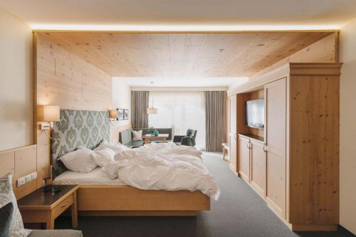 Hotel Neuhaus - Tyrolsko - Rakousko, Zillertal 3000, Hintertux - Lyžařské zájezdy