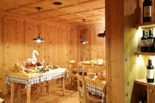 Delle Alpi - Itálie, Passo Tonale - Ponte di Legno - Temú - Lyžařské zájezdy