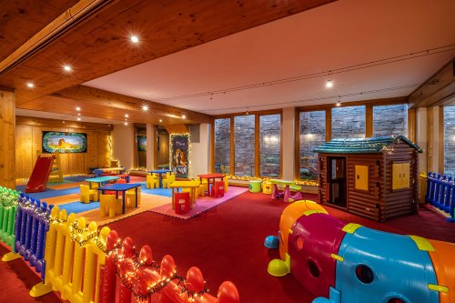 Hotel Club Piandineve - Skirama Dolomiti Adamello Brenta - Itálie, Tonale, Ponte di Legno - Lyžařské zájezdy