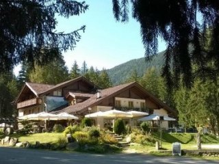 Hotel Baita Velon - Skirama Dolomiti Adamello Brenta - Itálie, Tonale, Ponte di Legno - Lyžařské zájezdy Hotel Baita Velon - Skirama Dolomiti Adamello Brenta - Itálie, Tonale, Ponte di Legno - Lyžařské zájezdy