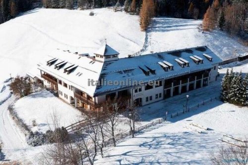 Hotel Corno Bianco SKI - Itálie, Nova Ponente - Lyžařské zájezdy