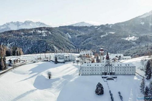 Hotel Leonhard SKI - Itálie, Nova Ponente - Lyžařské zájezdy