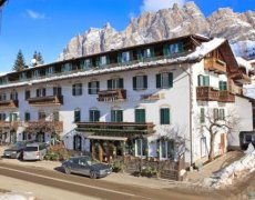 Hotel Menardi SKI