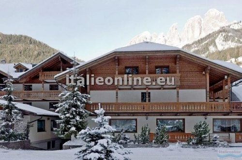 Hotel Sella Ronda & Dependance Serenella SKI - Val di Fassa - Itálie, Campitello di Fassa - Lyžařské zájezdy