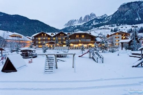 Hotel Sella Ronda & Dependance Serenella SKI - Val di Fassa - Itálie, Campitello di Fassa - Lyžařské zájezdy