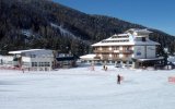 Katalog zájezdů, Hotel Cristallo
