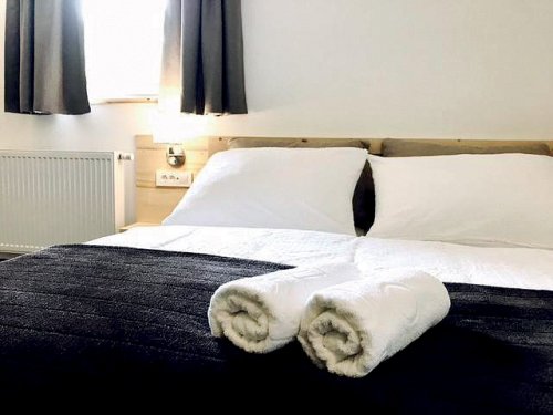 Hotel Rozka - bez skipasu - Julské Alpy - Slovinsko, Krvavec - Lyžařské zájezdy