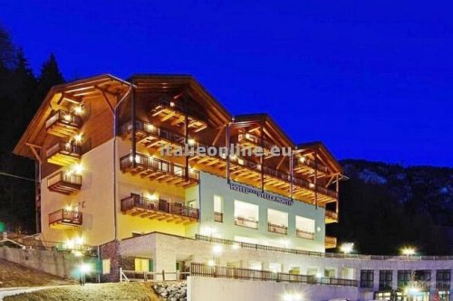 Hotel Stella Montis SKI - Val di Fassa - Itálie, Campitello di Fassa - Lyžařské zájezdy