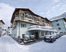 Hotel Alpina