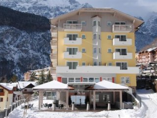 Hotel Alpenresort Belvedere SPA-Gourmet-Dolomiti - Paganella - Itálie, Molveno - Lyžařské zájezdy