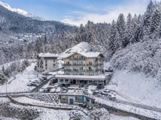 Hotel Fontanella - Paganella - Itálie, Molveno - Lyžařské zájezdy Hotel Fontanella - Paganella - Itálie, Molveno - Lyžařské zájezdy