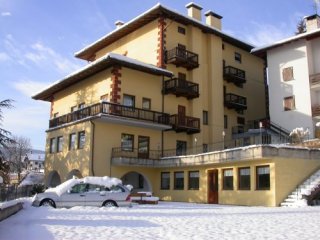 Hotel Corona - Dolomiti Superski - Itálie, Val di Fiemme, Obereggen - Lyžařské zájezdy