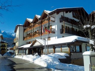 Hotel Olisamir - Skirama Dolomiti Adamello Brenta - Itálie, Paganella - Lyžařské zájezdy Hotel Olisamir - Skirama Dolomiti Adamello Brenta - Itálie, Paganella - Lyžařské zájezdy