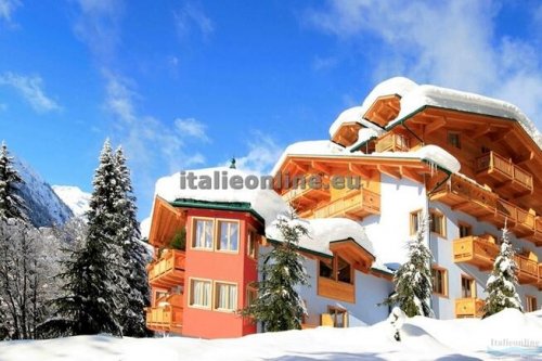 Hotel Cristal Palace SKI - Trentino - Itálie, Pinzolo/Madonna di Campiglio - Lyžařské zájezdy