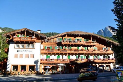 Hotel Rododendro SKI - Val di Fassa - Itálie, Campitello di Fassa - Lyžařské zájezdy