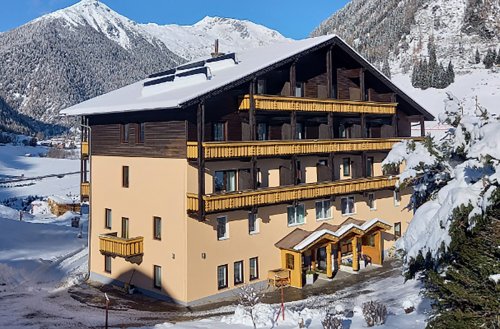 Hotel Pension Oswald se skipasem - Korutany - Rakousko, Mölltal - Ankogel - Lyžařské zájezdy