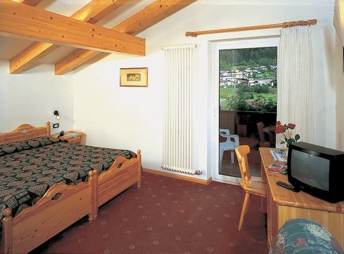 Hotel Nele - Dolomiti Superski - Itálie, Val di Fiemme, Obereggen - Lyžařské zájezdy