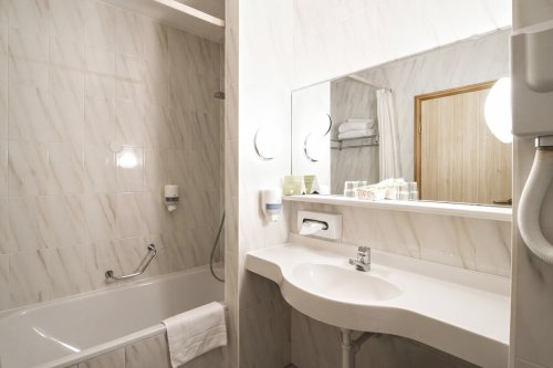 Alpenhotel Weitlanbrunn - Dolomiti Superski - Itálie, 3 Zinnen Dolomites - Tre Cime Dolomiti - Lyžařské zájezdy