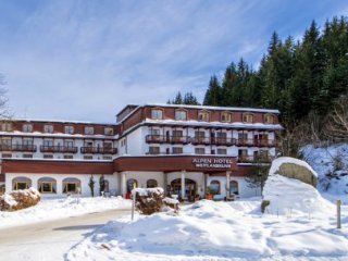 Alpenhotel Weitlanbrunn - Dolomiti Superski - Itálie, 3 Zinnen Dolomites - Tre Cime Dolomiti - Lyžařské zájezdy Alpenhotel Weitlanbrunn - Dolomiti Superski - Itálie, 3 Zinnen Dolomites - Tre Cime Dolomiti - Lyžařské zájezdy