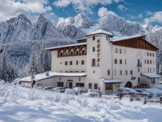 Hotel B&B Passo Tre Croci Cortina - Benátsko - Itálie, Cortina d'Ampezzo - Lyžařské zájezdy