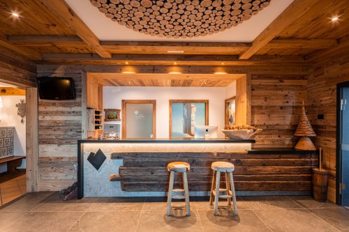 Hotel Vezzana - Dolomiti Superski - Itálie, San Martino di Castrozza, Passo Rolle - Lyžařské zájezdy