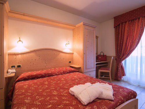 Beverly Alps Hotel & Spa - Skirama Dolomiti Adamello Brenta - Itálie, Madonna di Campiglio - Pinzolo - Lyžařské zájezdy