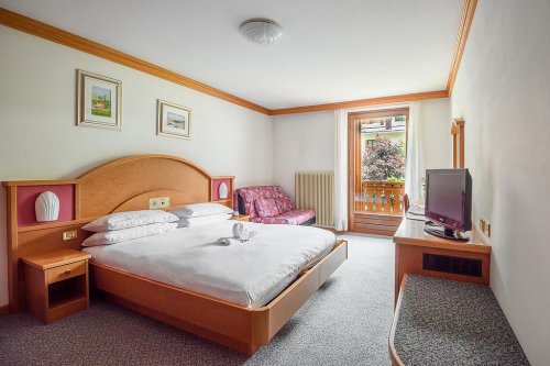 Hotel Sant Raphael - Skirama Dolomiti Adamello Brenta - Itálie, Madonna di Campiglio - Pinzolo - Lyžařské zájezdy
