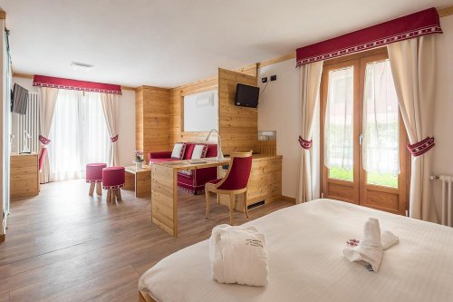 Hotel Sant Raphael - Skirama Dolomiti Adamello Brenta - Itálie, Madonna di Campiglio - Pinzolo - Lyžařské zájezdy