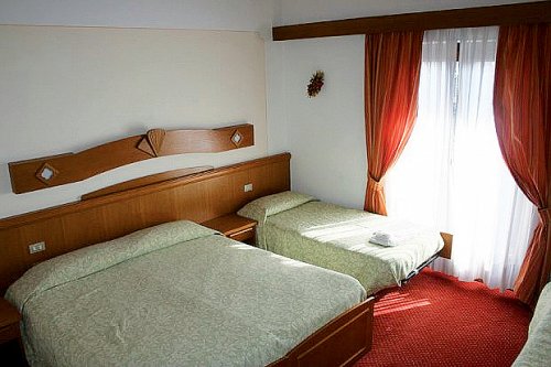 Hotel Collini - Skirama Dolomiti Adamello Brenta - Itálie, Madonna di Campiglio - Pinzolo - Lyžařské zájezdy