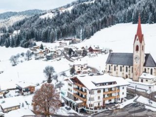 Hotel Kirchenwirt - Dolomiti Superski - Itálie, 3 Zinnen Dolomites - Tre Cime Dolomiti - Lyžařské zájezdy