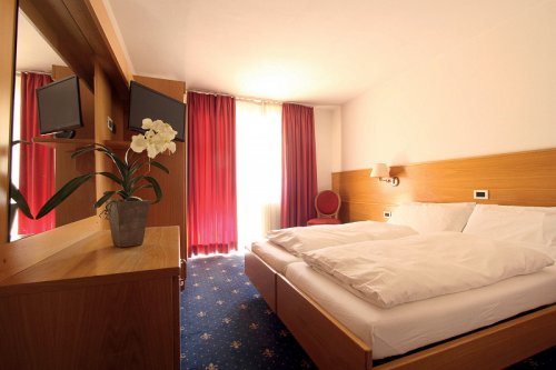 Hotel Fanes - Dolomiti Superski - Itálie, Alpe Lusia, San Pellegrino - Tre Valli - Lyžařské zájezdy