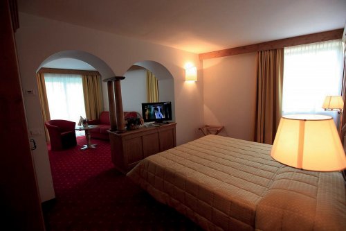 Hotel Fanes - Dolomiti Superski - Itálie, Alpe Lusia, San Pellegrino - Tre Valli - Lyžařské zájezdy