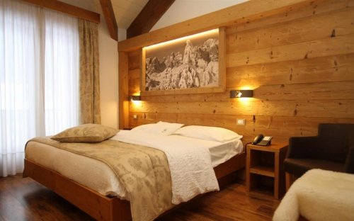 6denní zájezd (denní přejezd) s dopravou, polopenzí a skipasem ceně – hotel La Bussola - Paganella - Itálie, Andalo - Lyžařské zájezdy