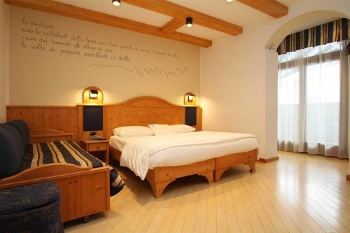 6denní zájezd (denní přejezd) s dopravou, polopenzí a skipasem ceně – hotel La Bussola - Paganella - Itálie, Andalo - Lyžařské zájezdy